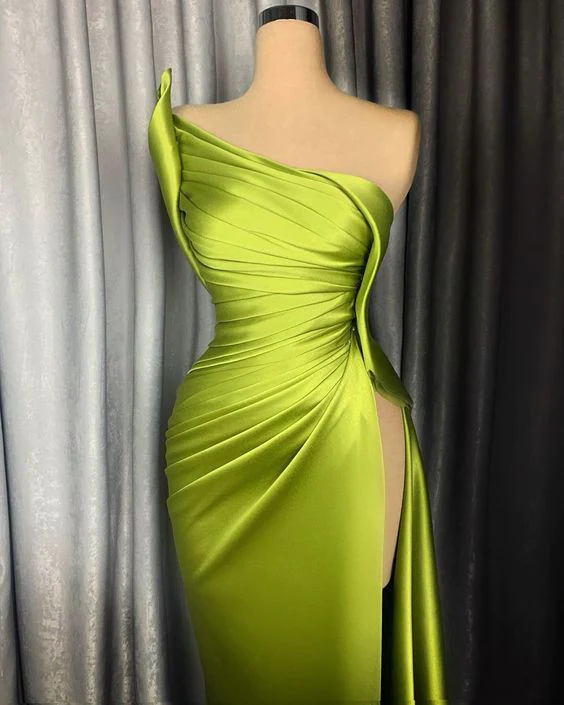 Sexy grünes ärmelloses Meerjungfrau-Ballkleid mit Seitenschlitz nv406