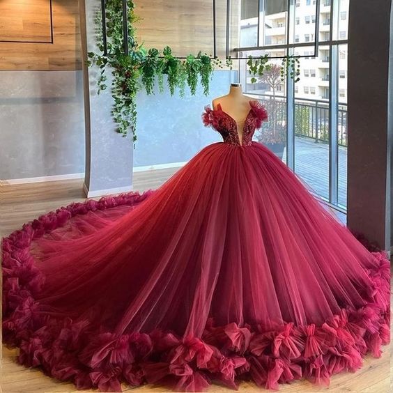 Puffy Burgund Herzausschnitt Quinceanera Kleider Rüschen Tüll Sweet 16 Kleid Ballkleid nv105