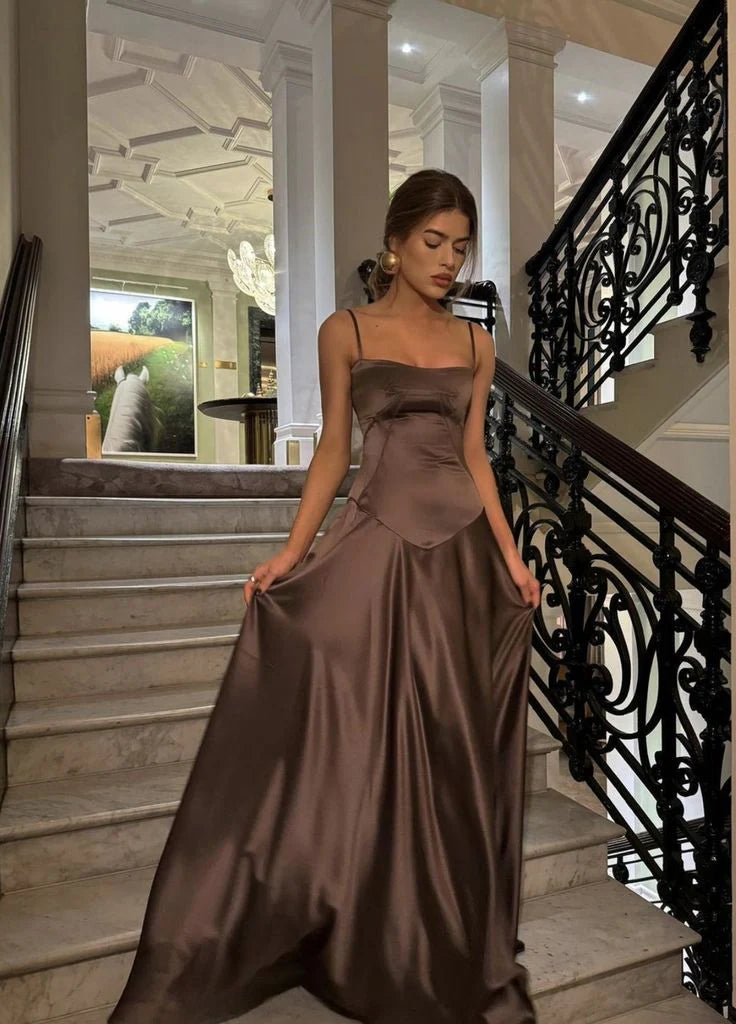 Schlichtes braunes A-Linien-Ballkleid mit Spaghettiträgern, Partykleid nv1713