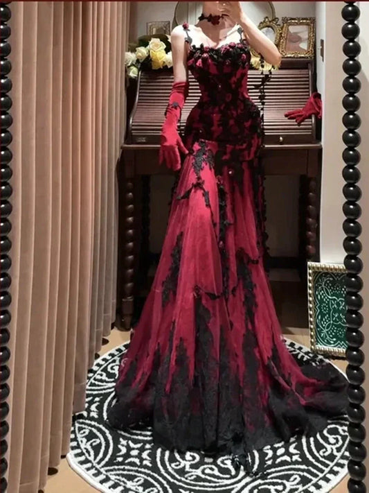 NiceVestidos – Ärmelloses, bodenlanges Gothic-Kleid mit 3D-Blumenmuster aus roter und schwarzer Spitze (NV6189)