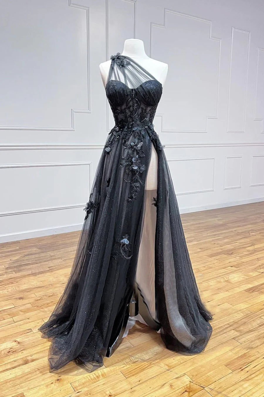 Robe de bal longue en tulle et dentelle noire, robe de soirée asymétrique avec fente nv1588