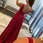 Robe de bal longue en satin bordeaux à col en V, robe de soirée simple en coupe A nv1448