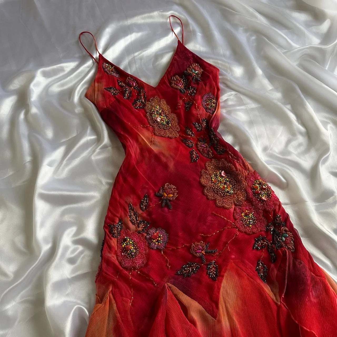🌺✨Rotes, exquisites, mit Perlen besetztes, elegantes, langes Chiffon-Ballkleid im Retro-Stil, Partykleid NV5351