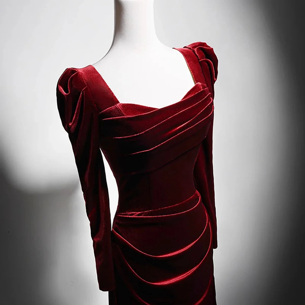 Burgunderrotes, langärmliges, langes A-Linien-Ballkleid aus Samt für Hochzeiten, Partys und Abende nv2154