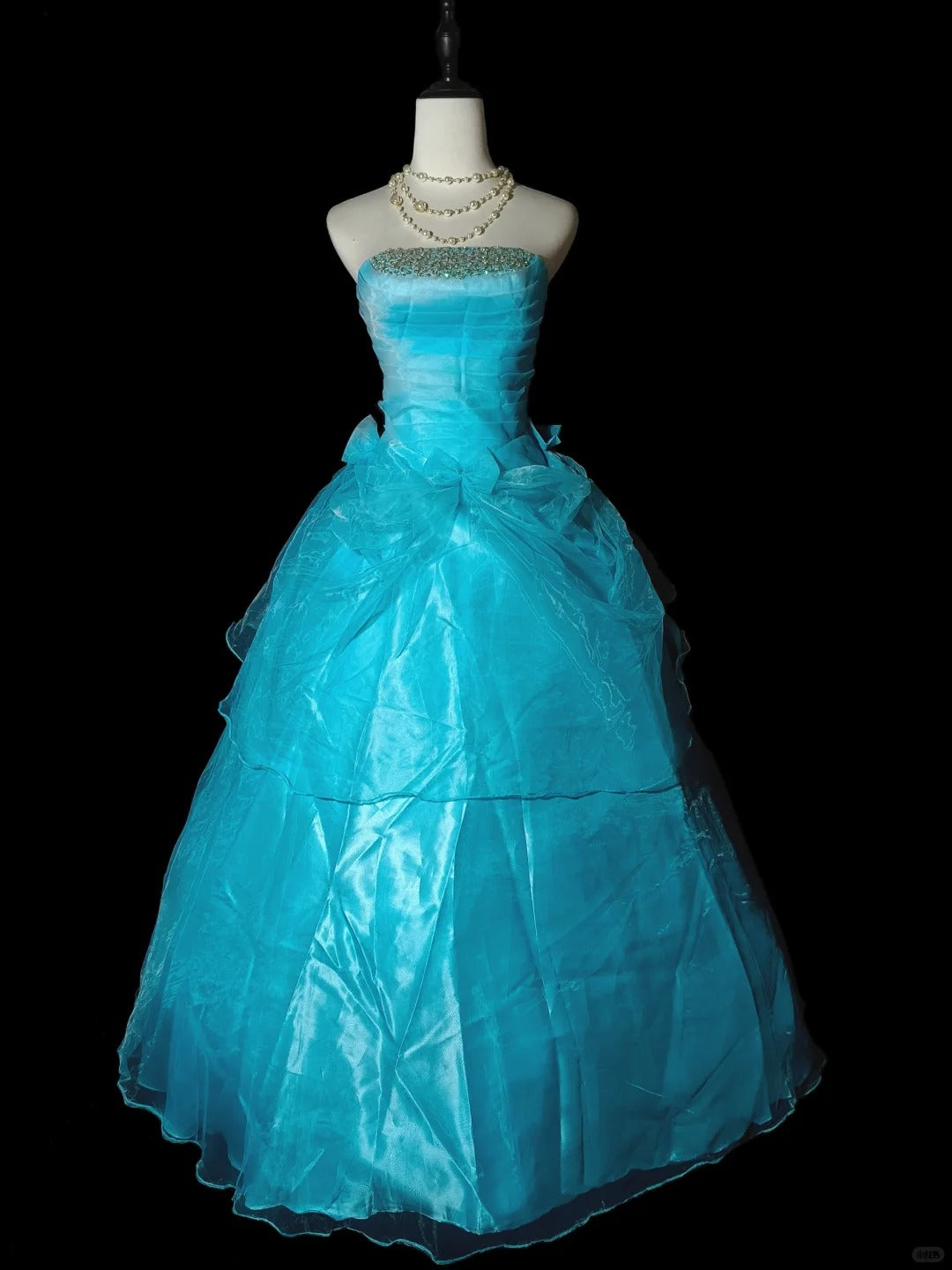 Blaues, perlenbesetztes, elegantes, langes Tüll-Ballkleid nv4780
