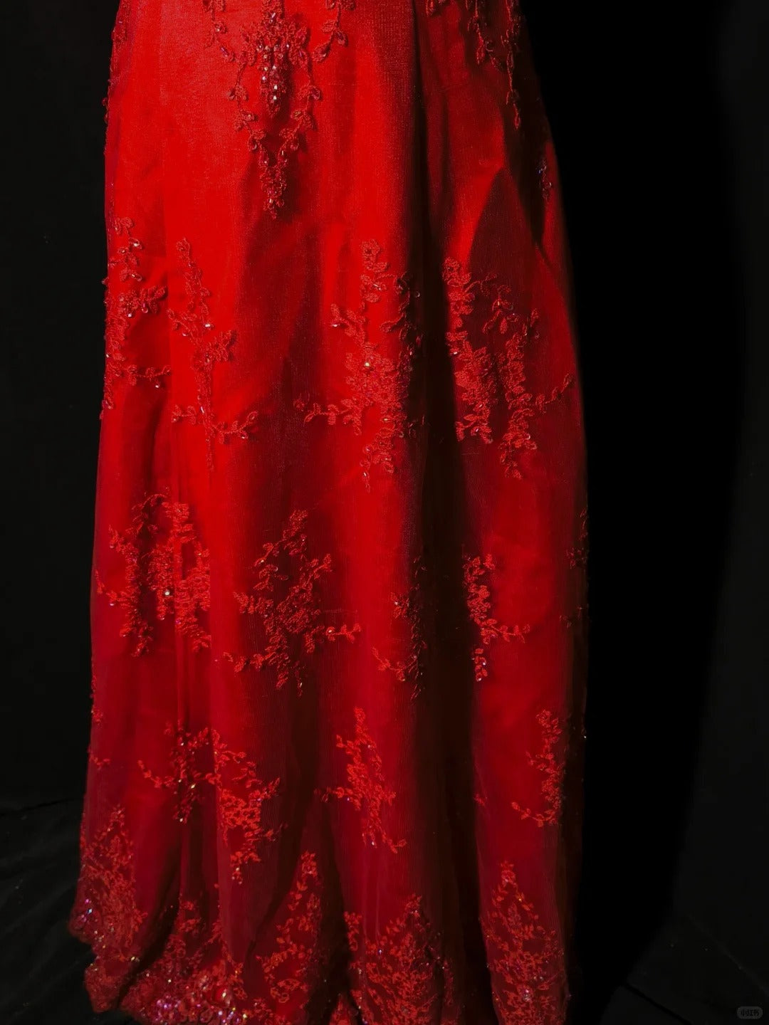 Elegantes, langes Ballkleid-Abendkleid aus rotem, perlenbesetztem Tüll, NV4782