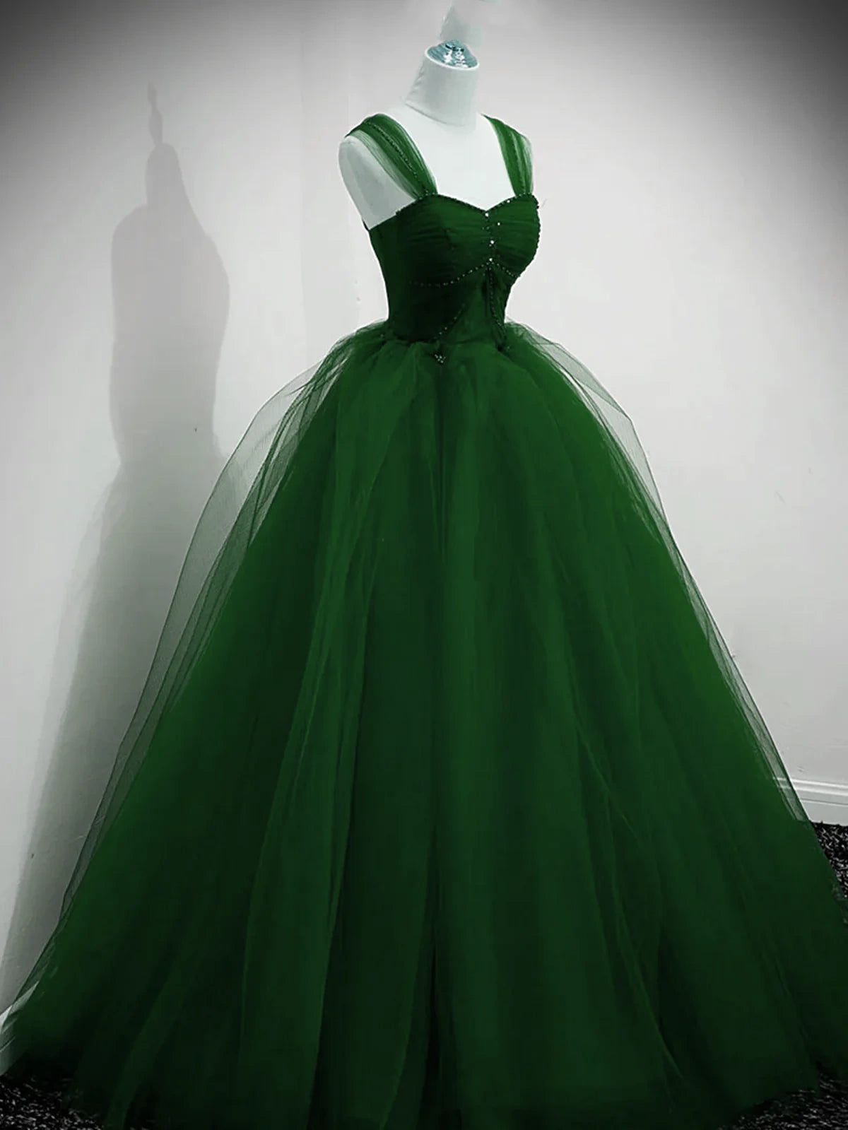 Robe de soirée longue en tulle vert avec perles et décolleté en cœur, coupe trapèze, robe de bal, nv2145