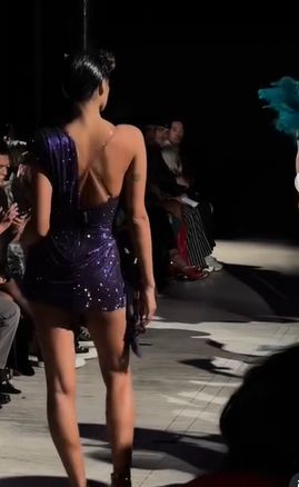 Lila funkelnde One-Shoulder-Mode Sexy kurzes Satin Homecoming-Kleid Cocktailparty-Kleid nv5064