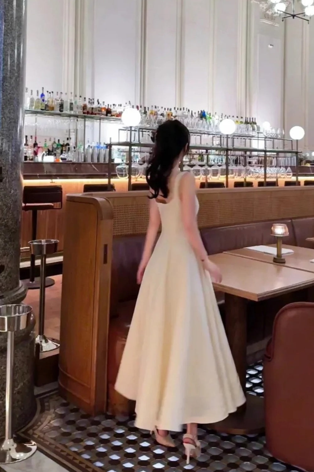 NiceVestidos - Robe de soirée mi-longue, robe d'anniversaire, robe blanche douce en satin NV5670