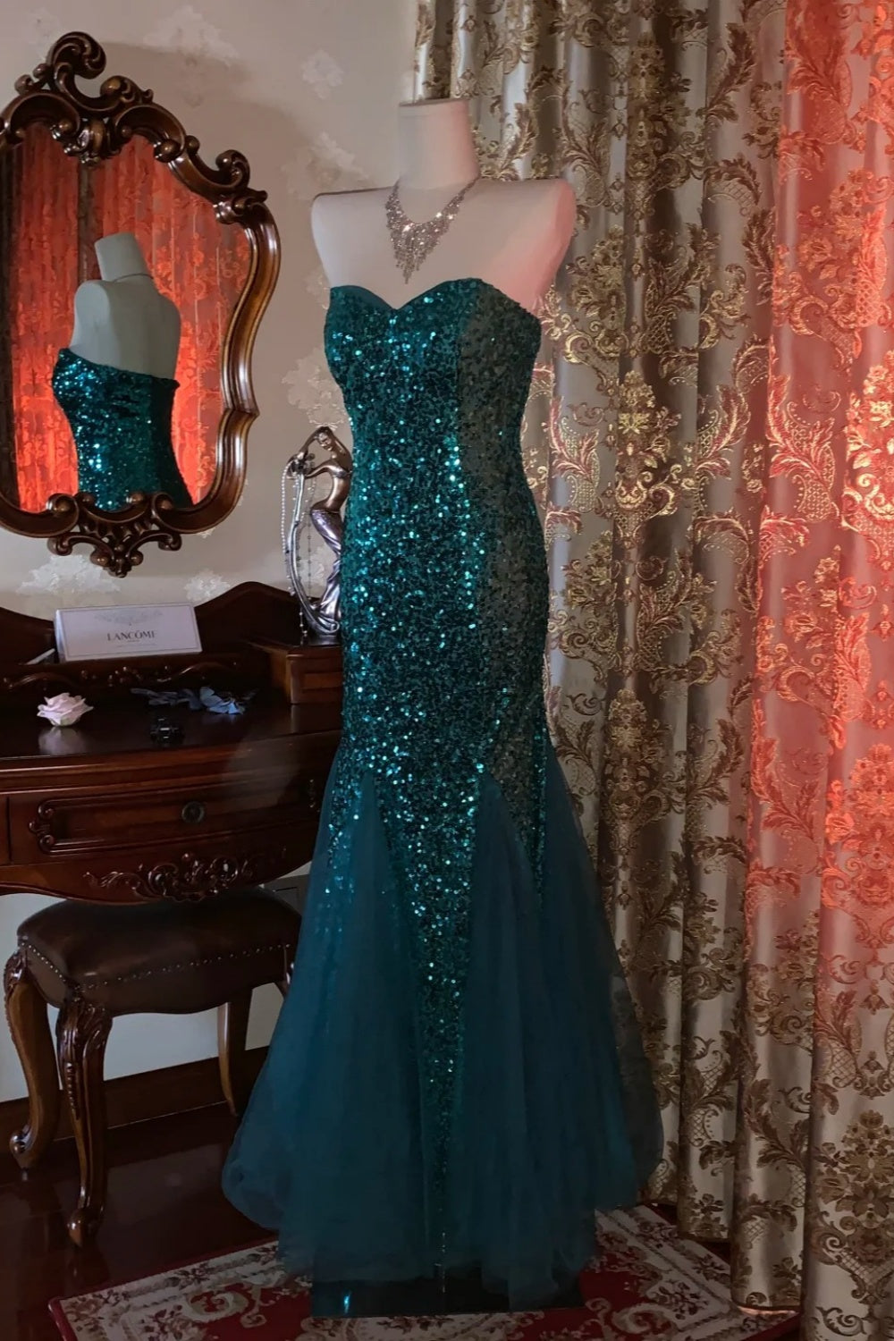 Robe de soirée bleu paon entièrement sertie de diamants, sans bretelles, avec traîne sirène - Robe scintillante pour dîner et remise de prix NV6368