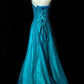 Elegantes, langes, blaues Ballkleid mit Perlenbesatz aus Tüll, NV4781