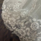 Elfenbeinweiß Wunderschöne Mode Elegante Blumen Exquisite Perlen Spitze Lange Satin Tüll Ballkleid Abendkleid Brautkleid nv4063
