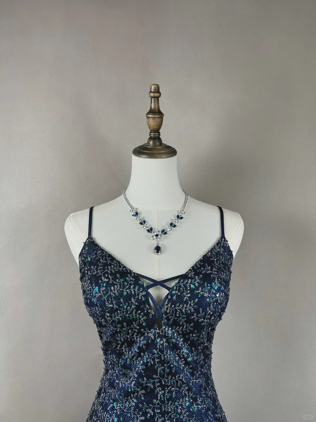 Robe de soirée courte en satin bleu à fleurs et perles, tenue d'anniversaire nv4489