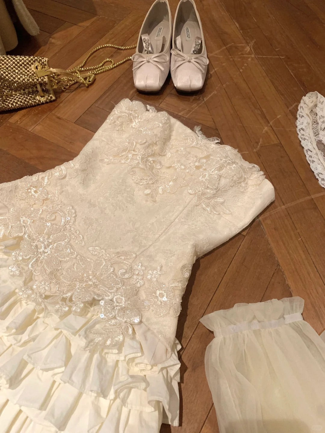 Elfenbeinfarbenes, süßes, kurzes Tüllkleid mit Perlenbesatz, Ballkleid, Geburtstagskleid, nv4519