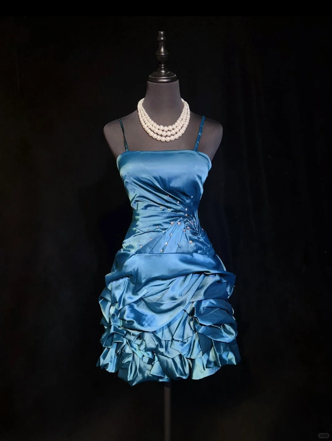 Robe de soirée courte en satin plissée et perlée, robe de cocktail bleue, nv4416