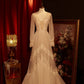 Elegantes, langes Brautkleid aus Tüll im Vintage-Stil mit exquisiter Spitze. NV6541