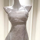 NiceVestidos-_W Weißes langes Spitzenkleid mit Spaghettiträgern NV5936