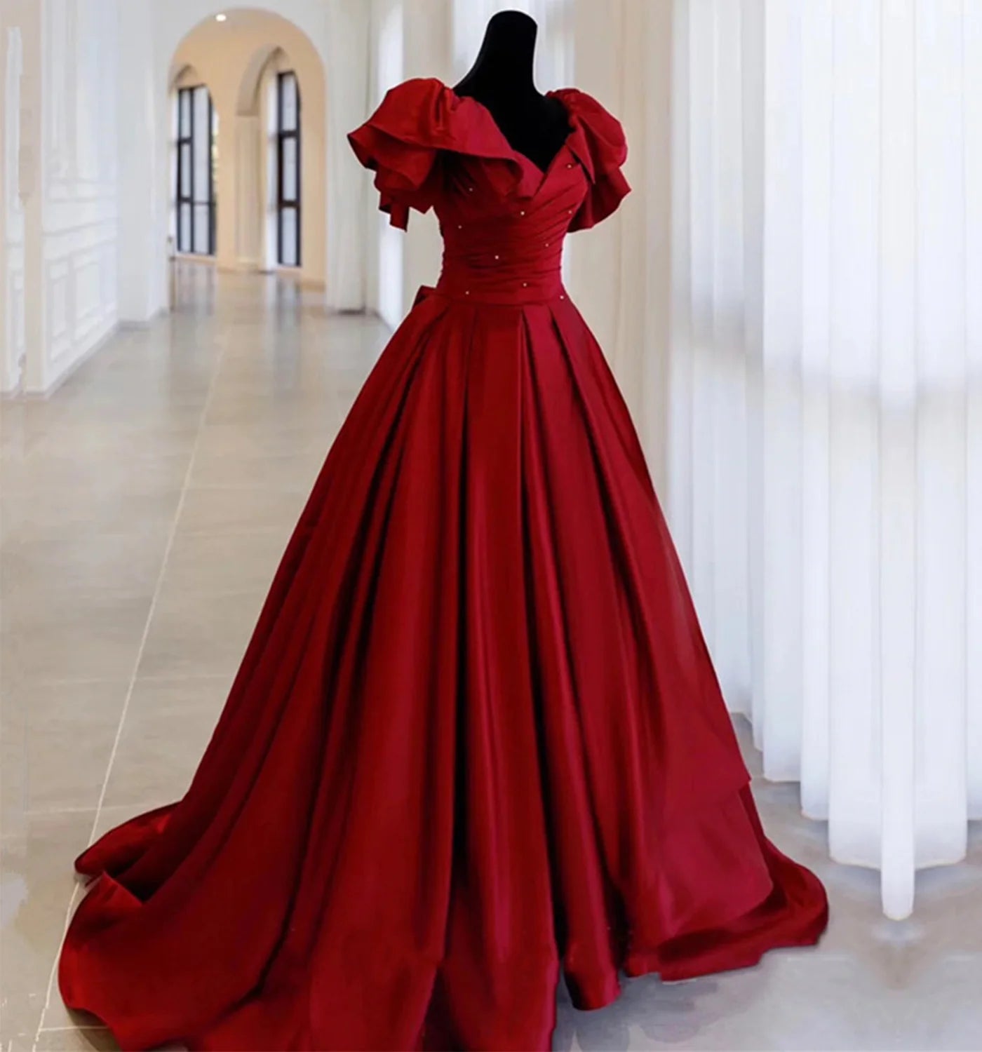 Robe de soirée longue en satin rouge élégante et tendance nv3414