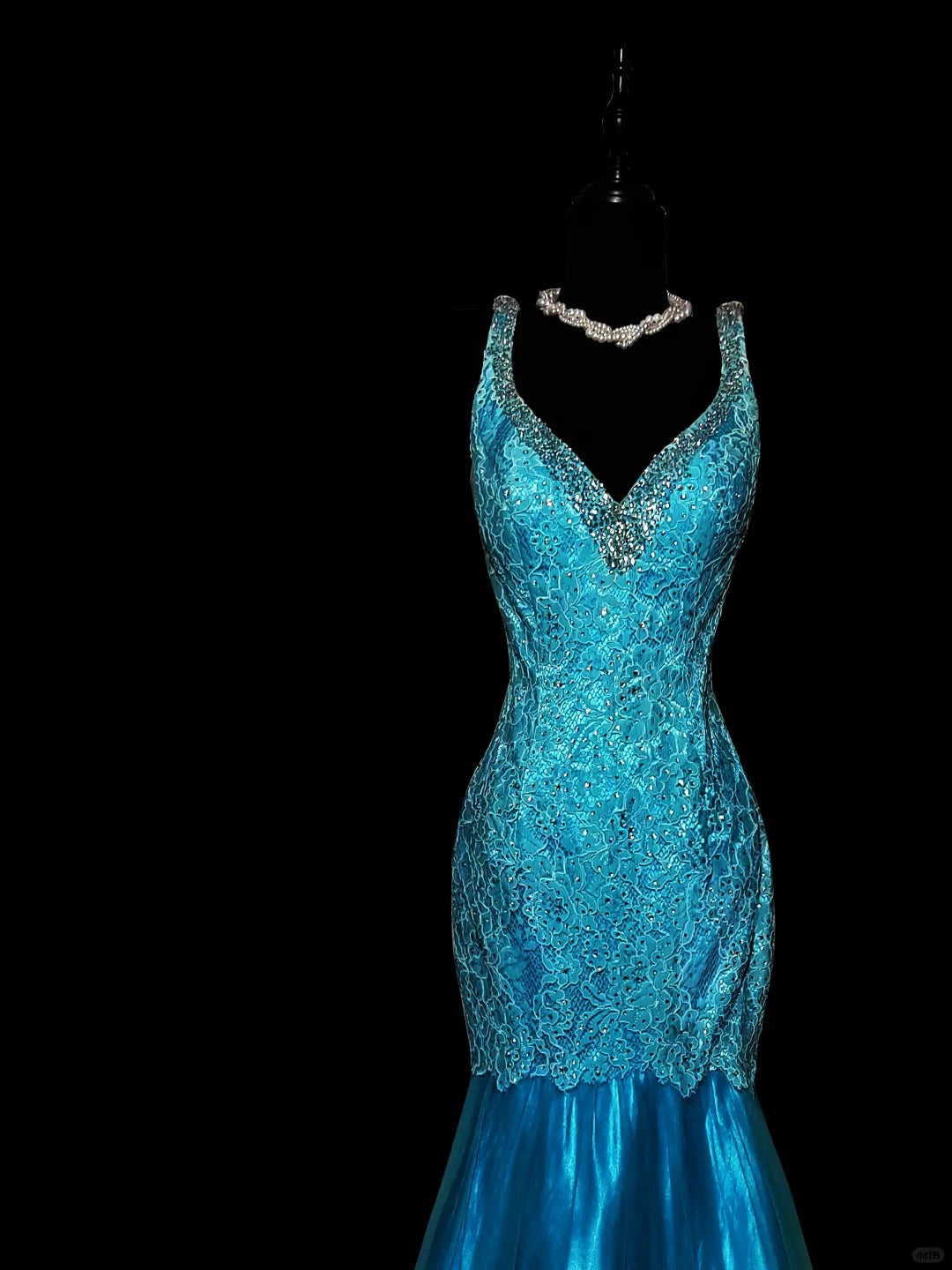 Robe de soirée élégante à col en V et motif floral, style sirène, longue, en satin, longueur au sol, robe de bal, robe de soirée, robe de bal, nv3862