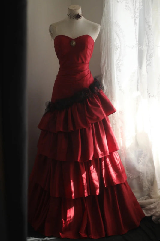 Flammenrotes, unregelmäßiges Prinzessinnenkleid, Hochzeitskleid NV6585