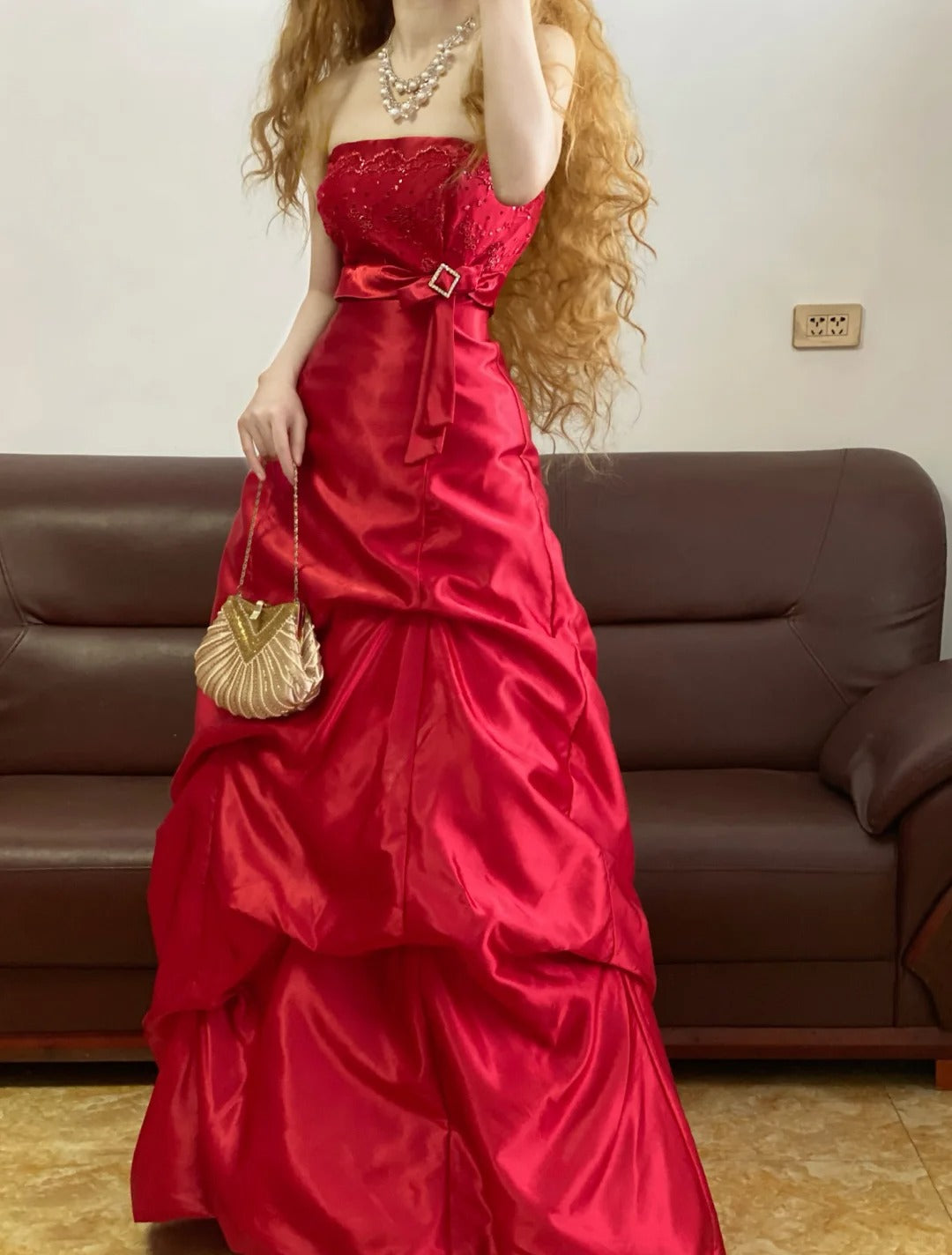 Robe de soirée longue princesse en dentelle rouge vintage élégante nv5001