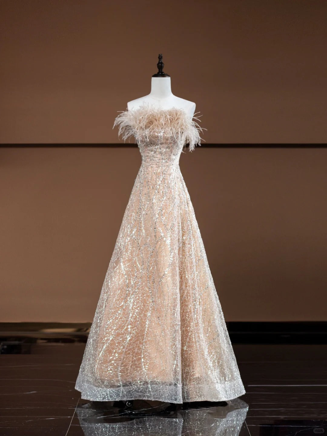 Süßes Champagner-Federkleid mit Perlen, elegantes, langes Tüll-Abschlussballkleid, Abendkleid, Partykleid, NV4749