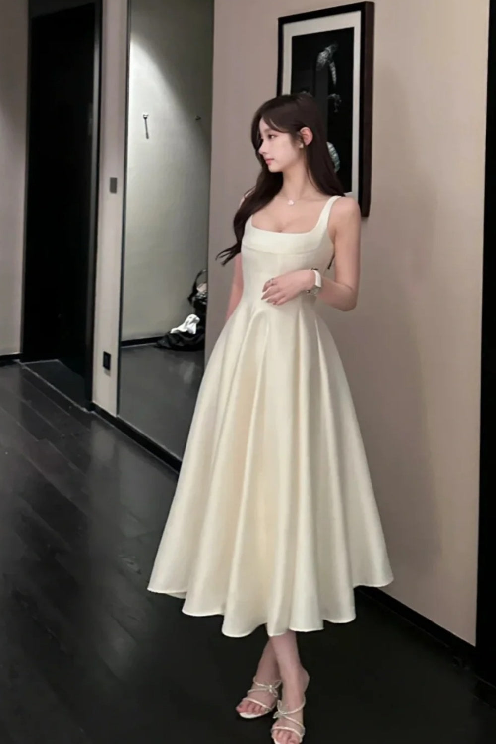 NiceVestidos - Robe de soirée mi-longue, robe d'anniversaire, robe blanche douce en satin NV5670