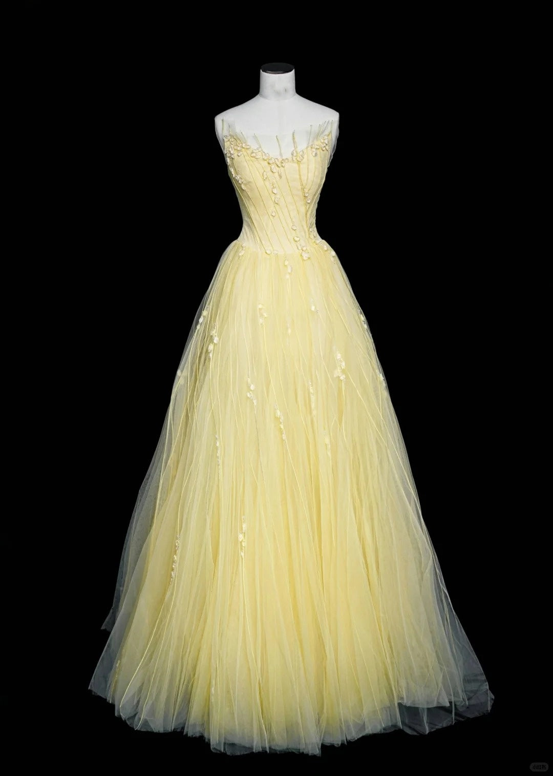 Yellow Beaded Fashion Strapless Long Tulle Ball Gown Evening Gown Party Dress nv4357