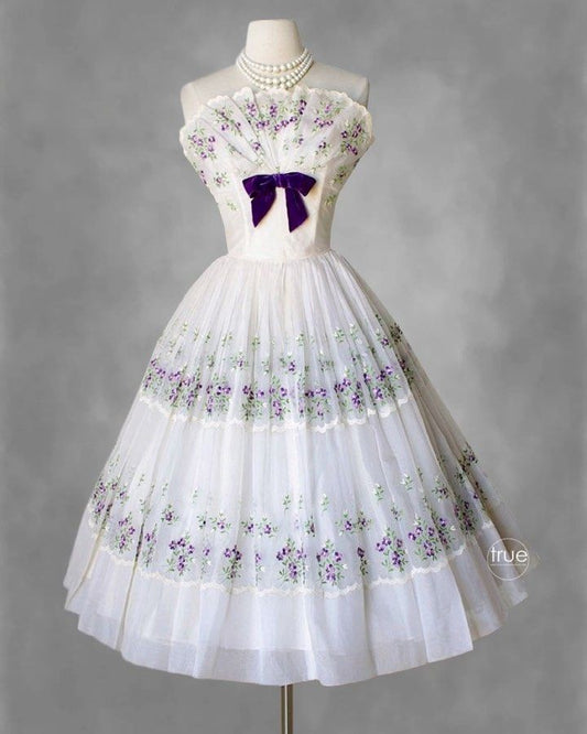 NiceVestidos-Sweet And Elegant Short Homecoming Dress Birthday Dress nv5521