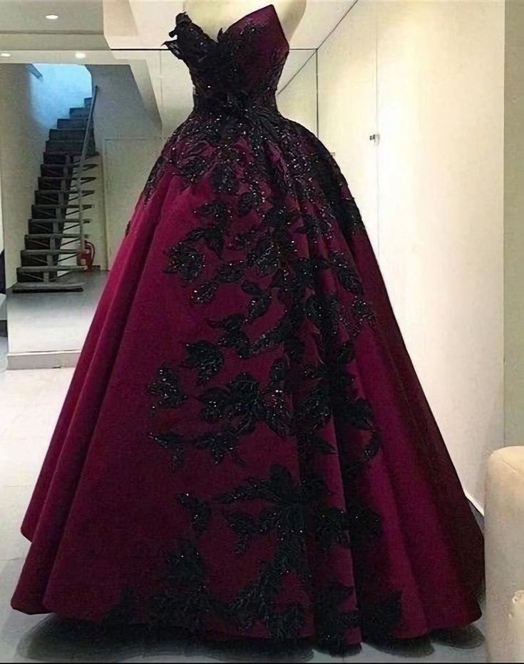 Burgundy Gorgeous Exquisite Floral Applique Long Satin Ball Gown Evening Dress nv3369