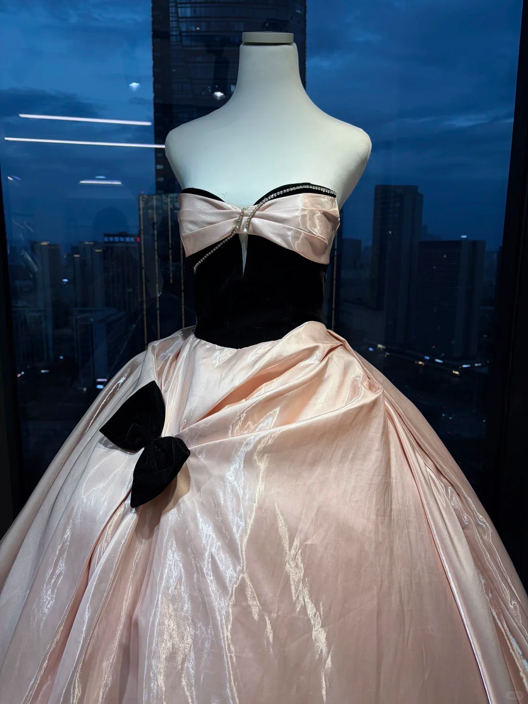 Strapless Black Pink Contrast Ball Gown Velvet Bodice Shiny Satin Skirt Bow Prom Dress  NV7042