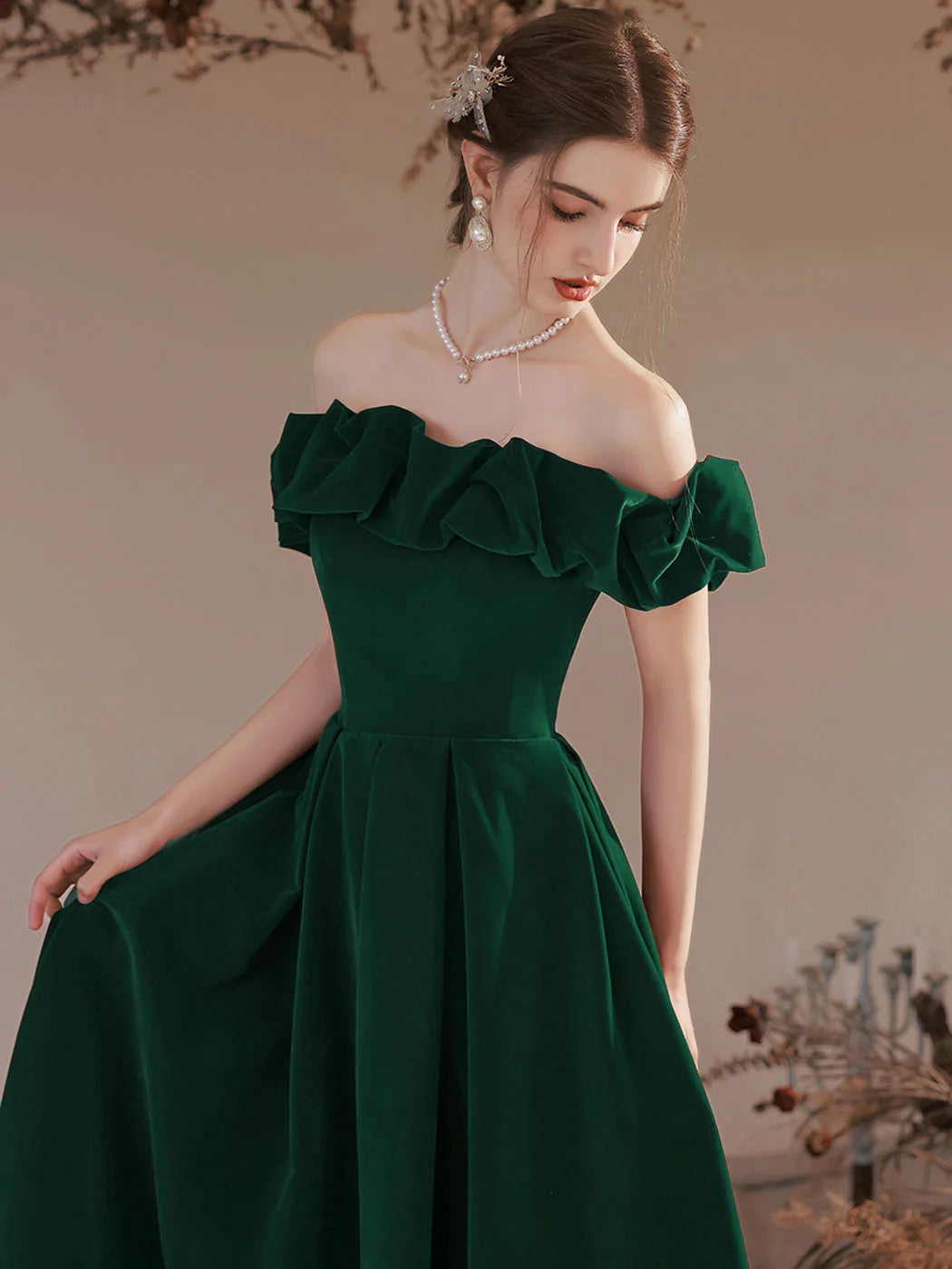 Robe de bal longue en velours vert à épaules dénudées, robe de soirée formelle verte nv1735