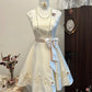 Weißes geblümtes Homecoming-Kleid, kurzes Satin-Partykleid, süßes Date-Kleid, Geburtstagskleid, NV4261