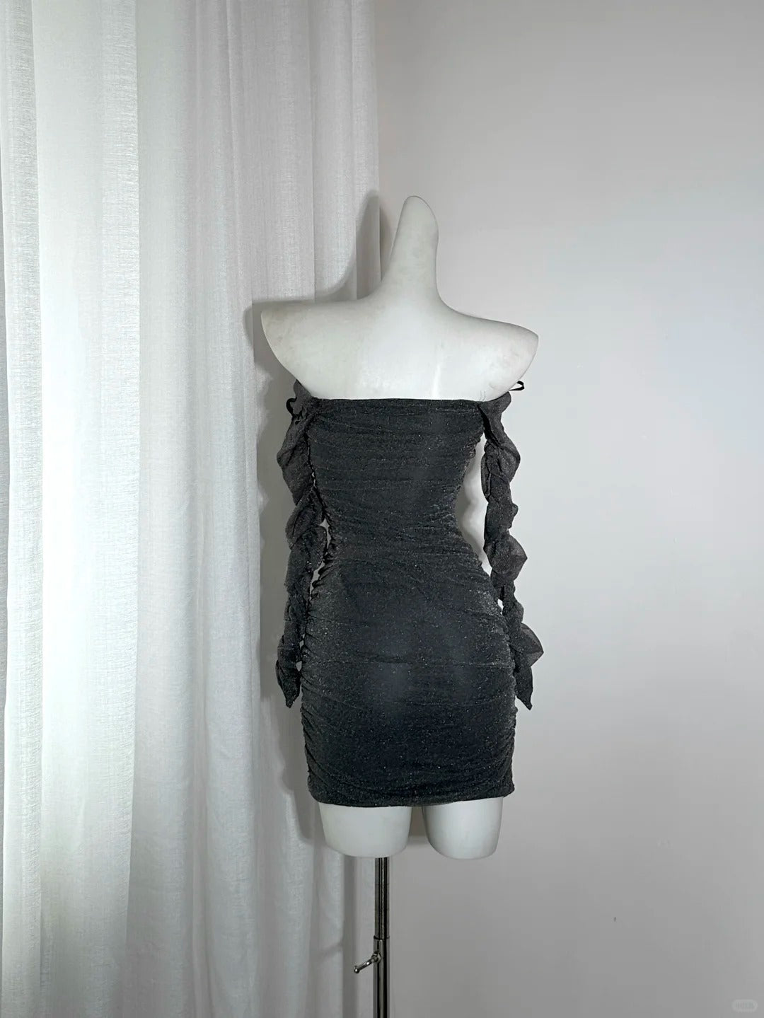 NiceVestidos - Robe de soirée noire scintillante à manches longues Nv5617