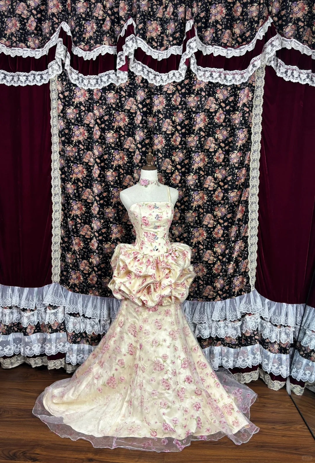 Rosa florales elegantes langes Tüll-Satin-Ballkleid-Abendkleid Quinceanera-Kleid NV4642