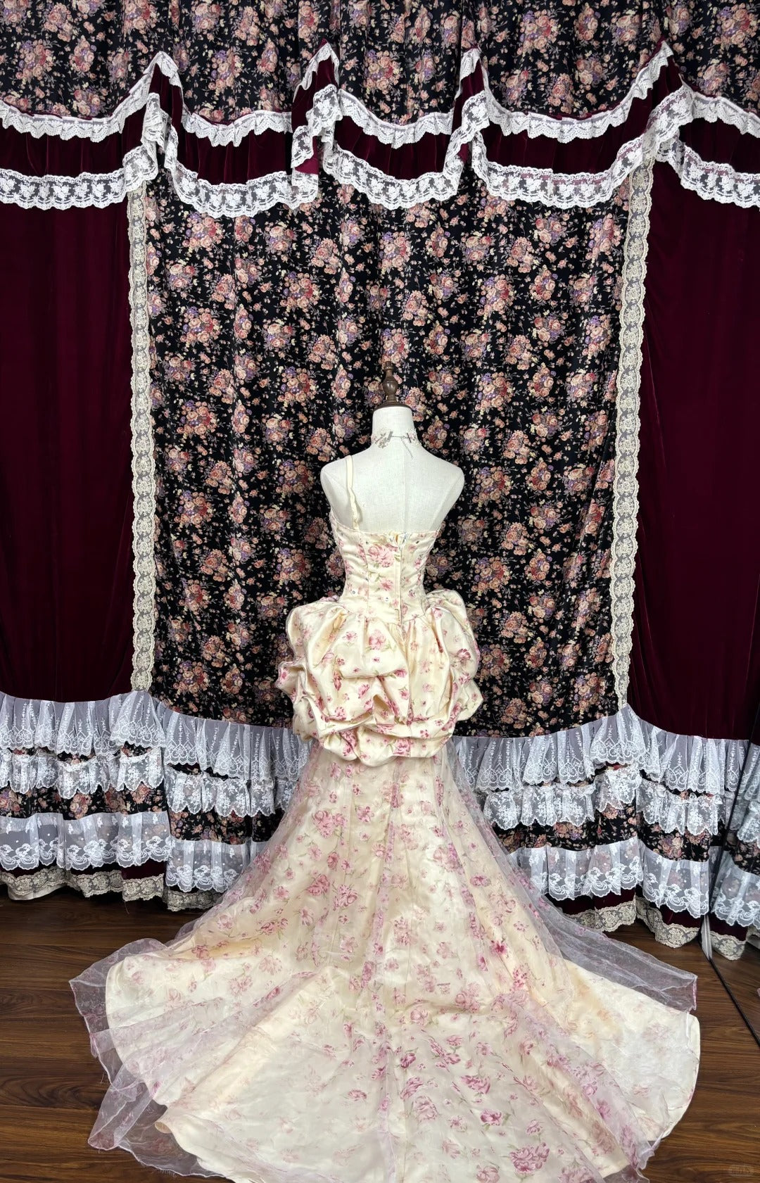 Rosa florales elegantes langes Tüll-Satin-Ballkleid-Abendkleid Quinceanera-Kleid NV4642