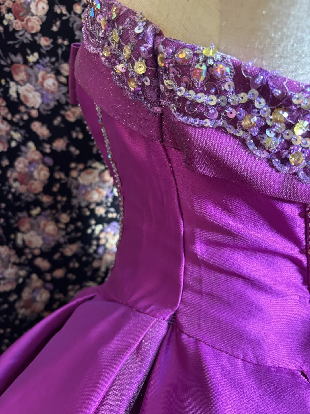 Robe de soirée longue et élégante à paillettes violettes et perles, longueur au sol, nv4177