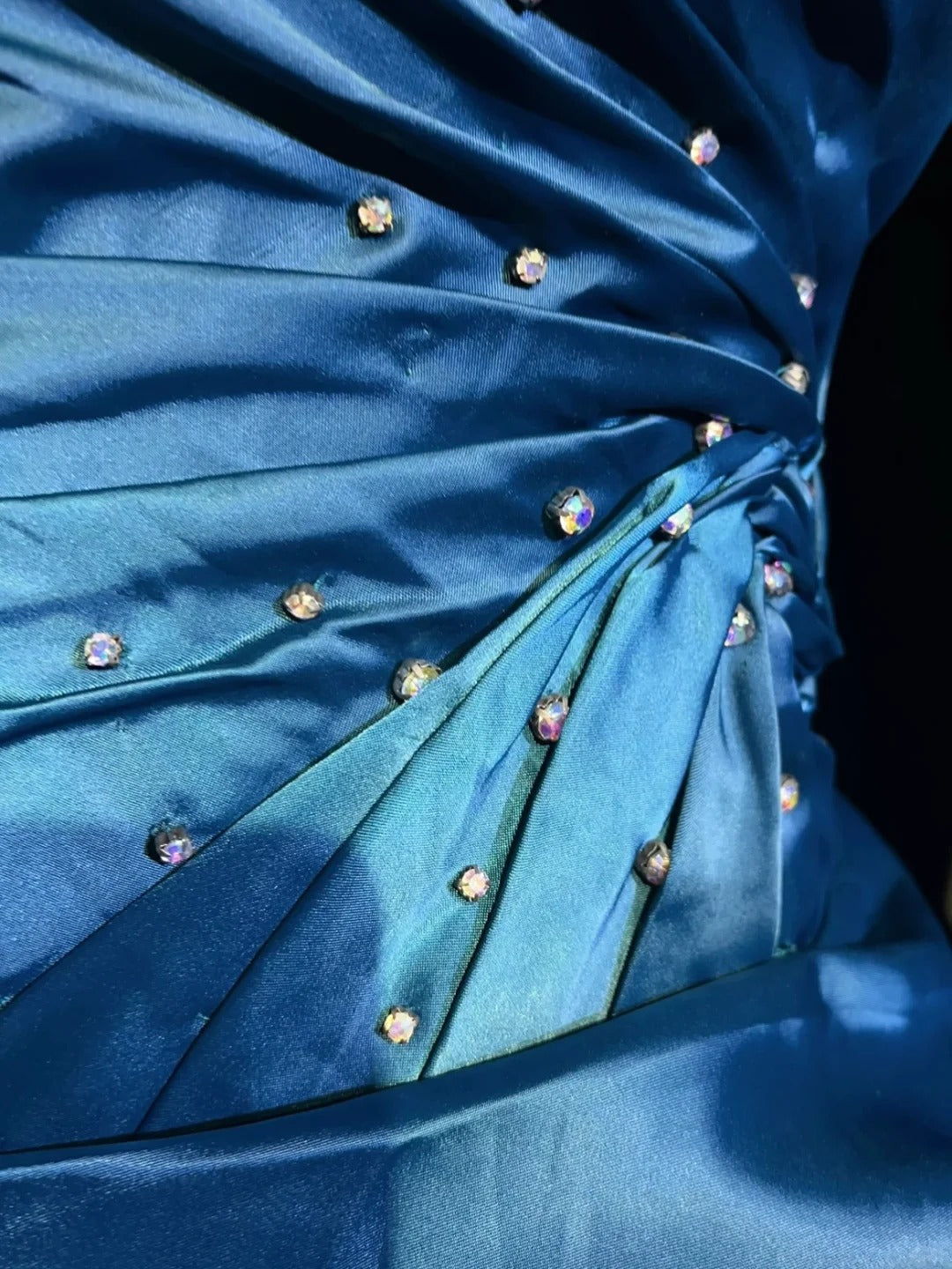 Robe de soirée courte en satin plissée et perlée, robe de cocktail bleue, nv4416
