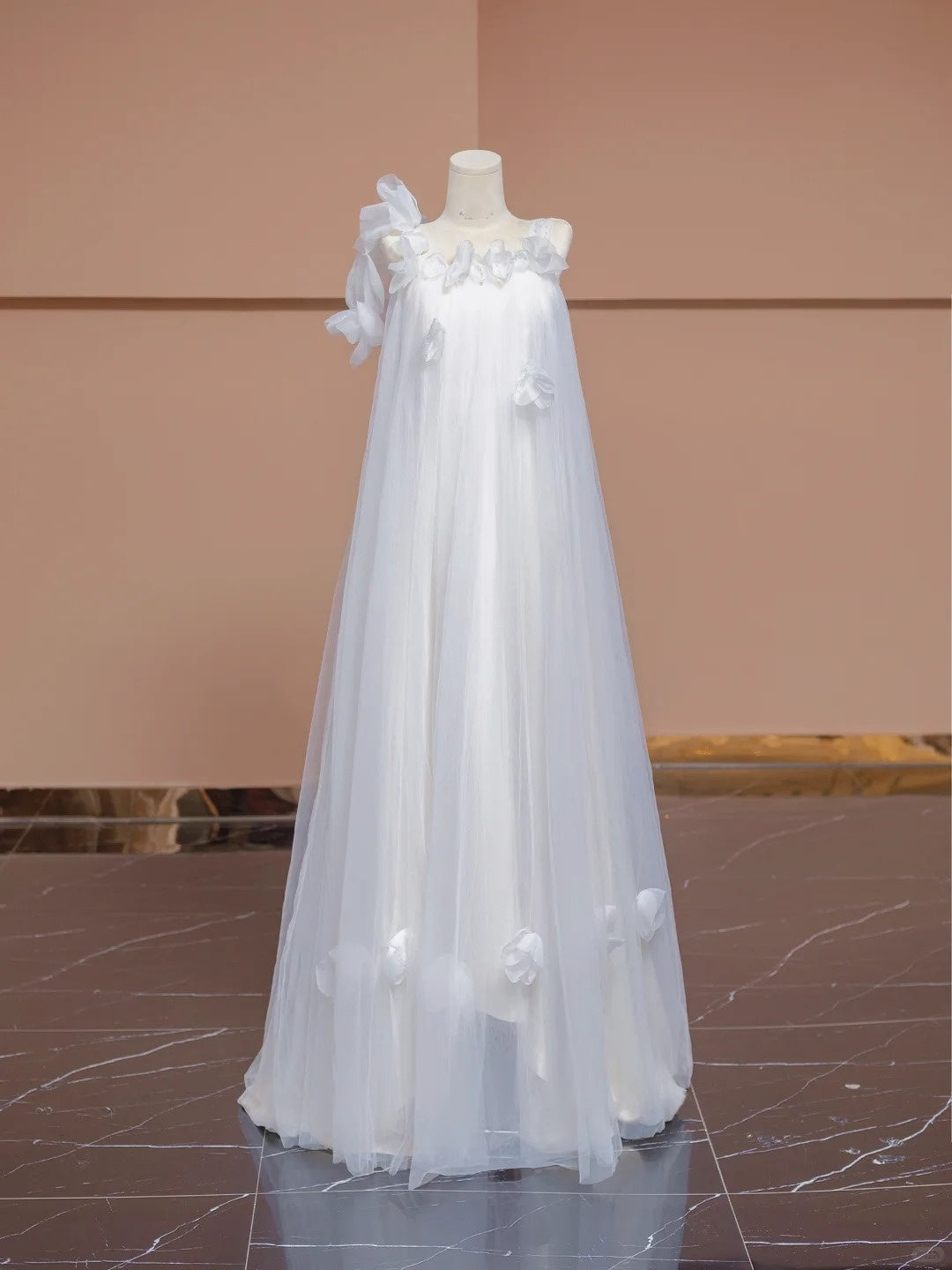 Weißes, geblümtes, langes Chiffon-Ballkleid, Abendkleid nv5076