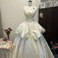 Elfenbeinfarbenes elegantes A-Linien-Brautkleid mit schulterfreiem, langem Satin, ärmelloses Abendkleid nv4235