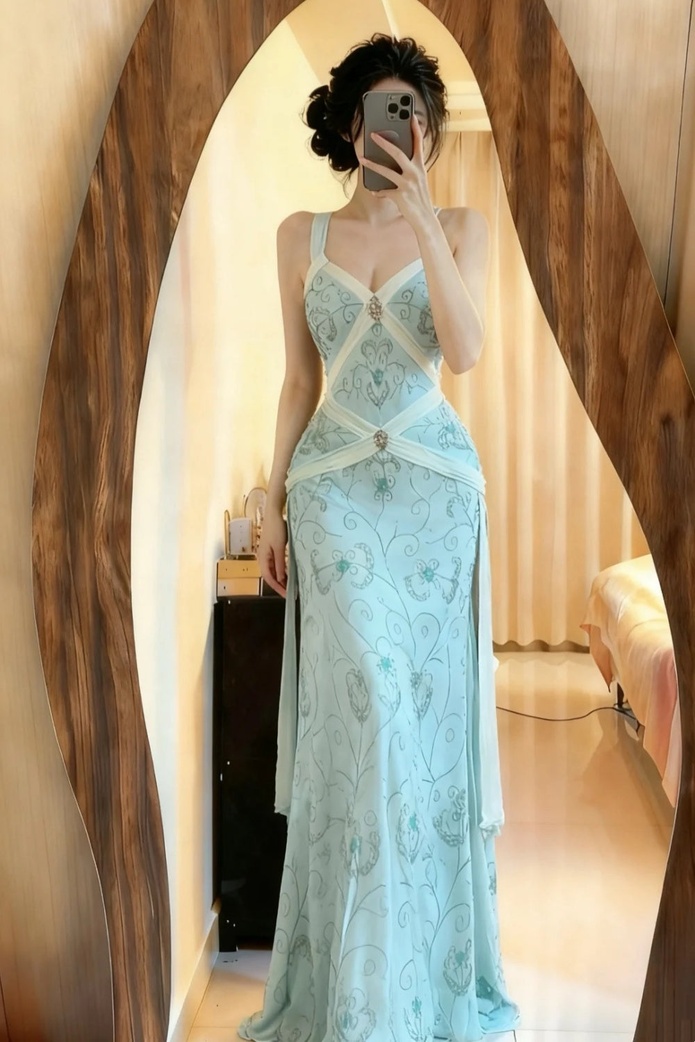 NiceVestidos – Vintage-Abendkleid, exquisit blau, elegant und mit Perlen besetzt. NV5983