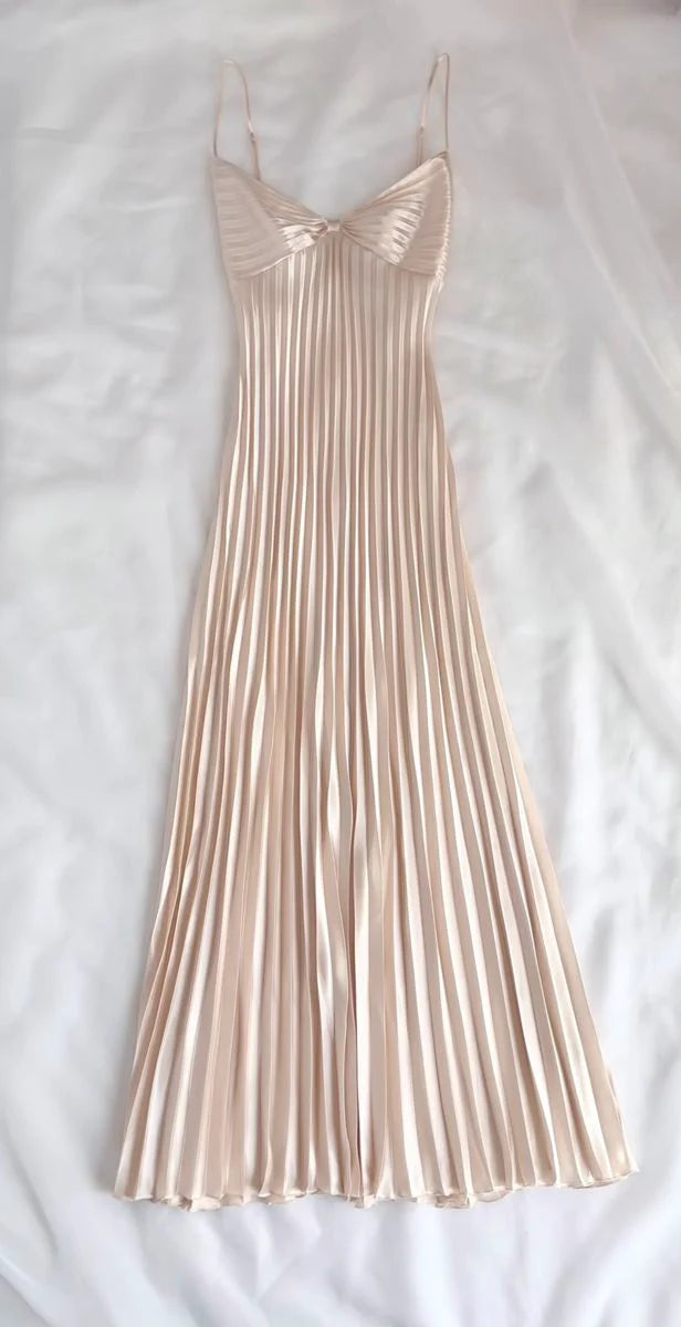 NiceVestidos-Langes, schlichtes Ballkleid aus Satin mit Spaghettiträgern und Plissee, Retro-Kleid Nv5630