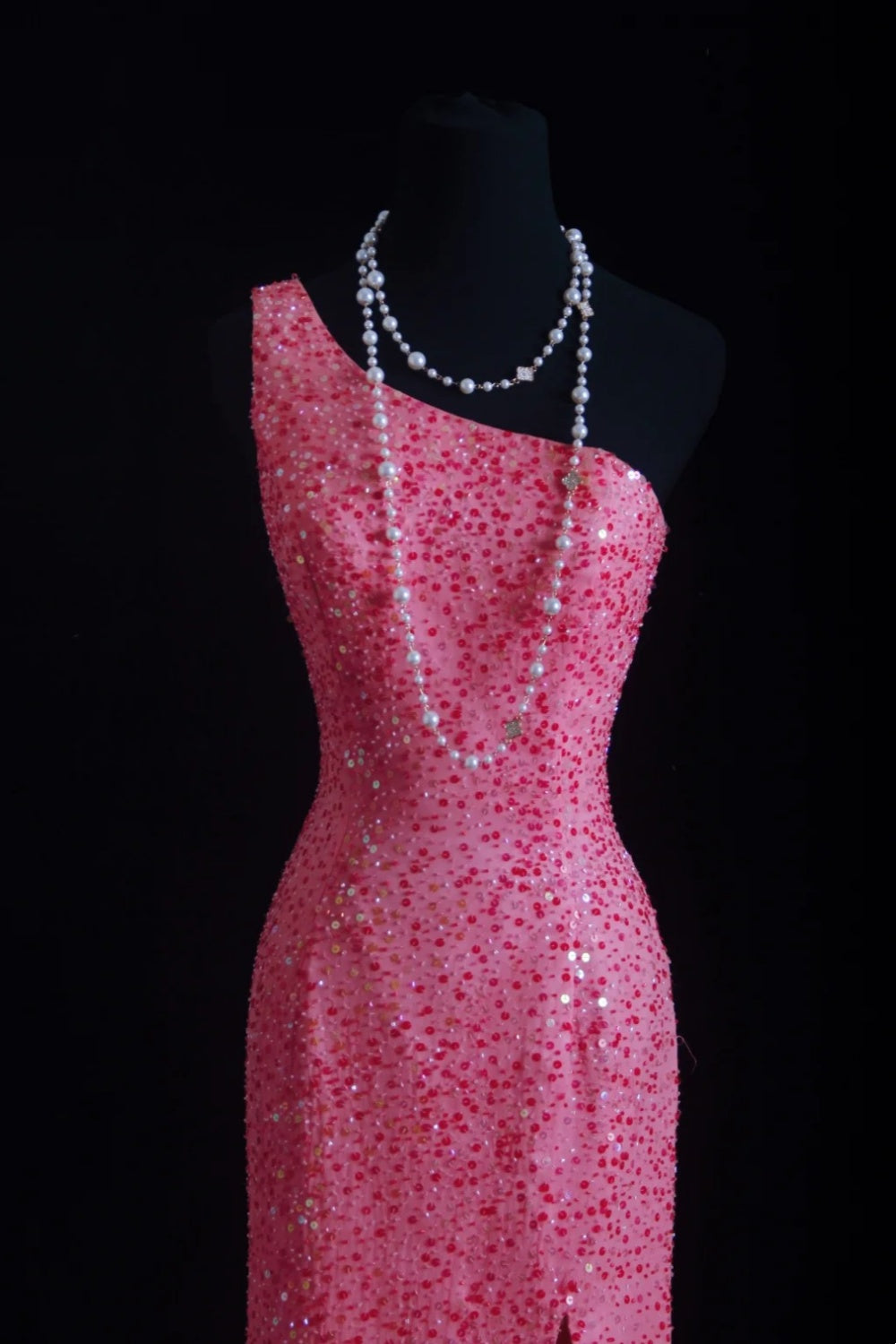 NiceVestidos - Robe de bal longue trapèze à bretelles fines et broderie artistique NV5791