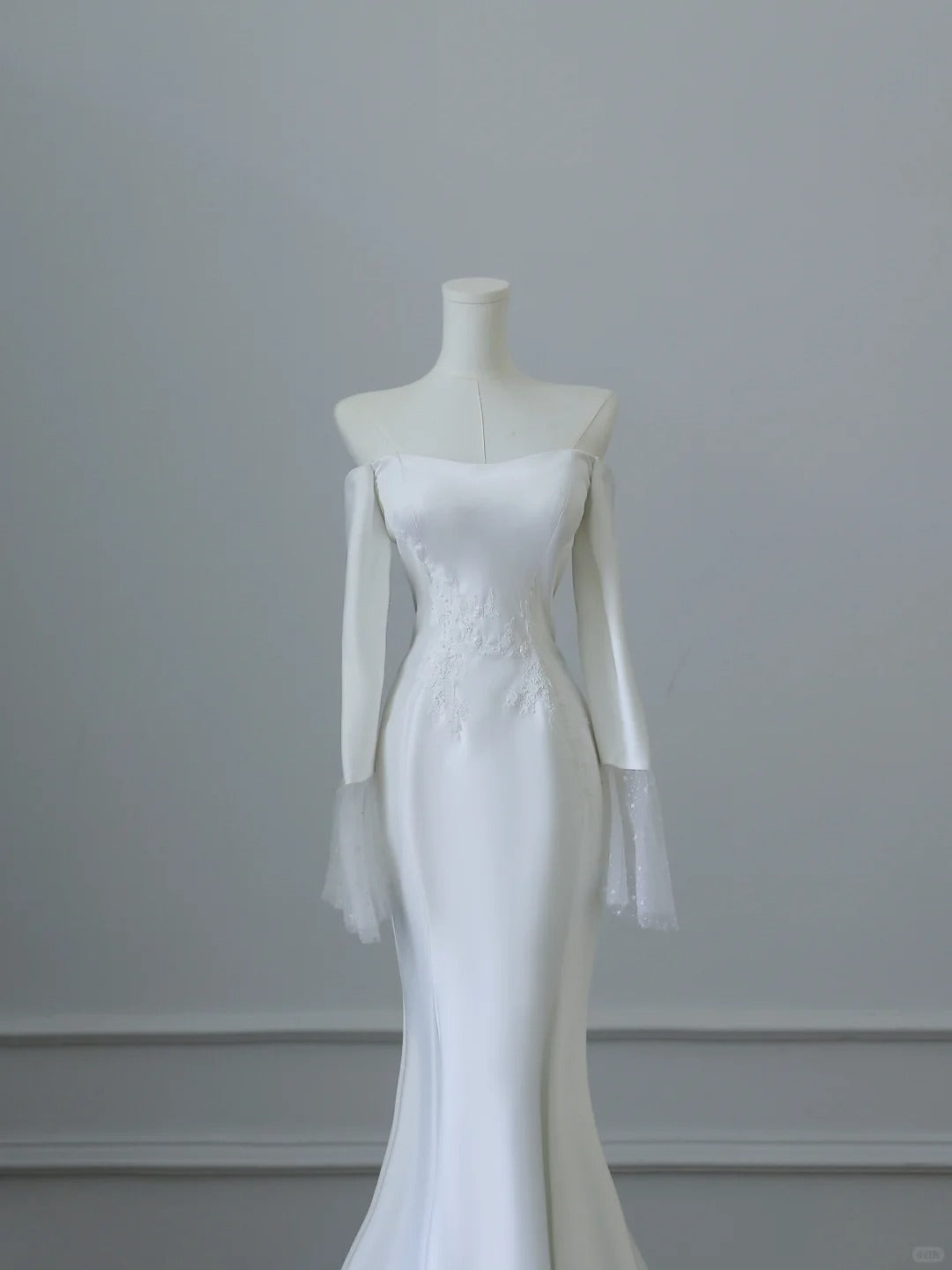 White simple fashion applique mermaid elegant long satin ball gown evening dress wedding dress nv4339