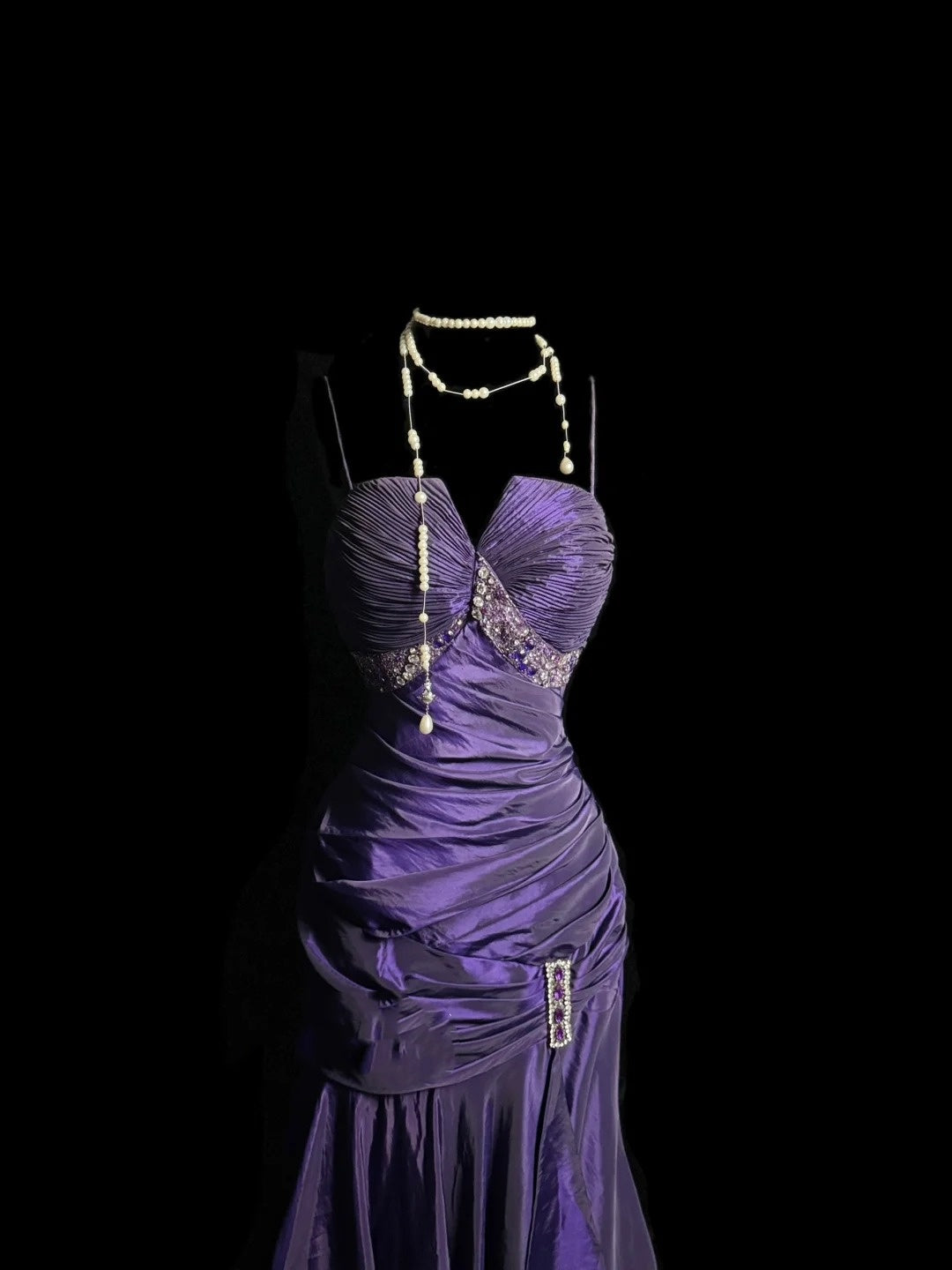 Robe de soirée élégante en satin violet vintage avec perles et pierres précieuses, à bretelles spaghetti, longue et longue, robe de bal, robe d'anniversaire, nv4140
