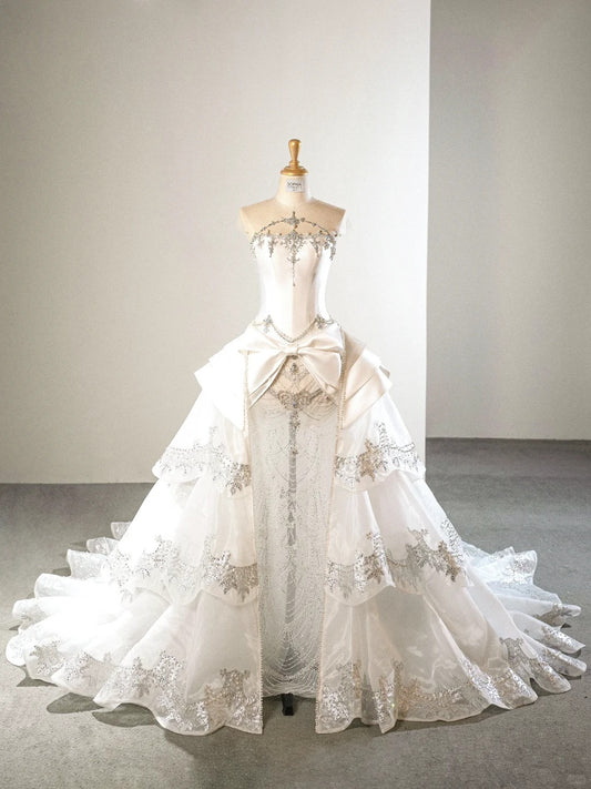 Weißes luxuriöses, wunderschönes, exquisites, perlenbesetztes, langes Satin-Ballkleid mit bodenlanger Prinzessinnen-Abendkleid, Brautkleid nv4125