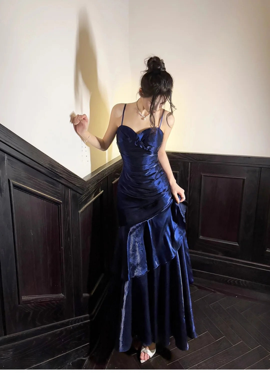 Robe de soirée sirène bleue à volants, tenue de soirée légère et luxueuse, idéale pour les petites personnes, nv4543