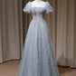 NiceVestidos – Langes, funkelndes blaues Abendkleid mit zarter Perlenstickerei NV5996