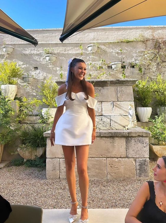 Robe de soirée courte à épaules dénudées et mini robe de bal blanche pour jeunes nv2251