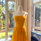NiceVestidos - _V Hellgelbes, trägerloses, gerafftes Chiffon-Abendkleid NV5916